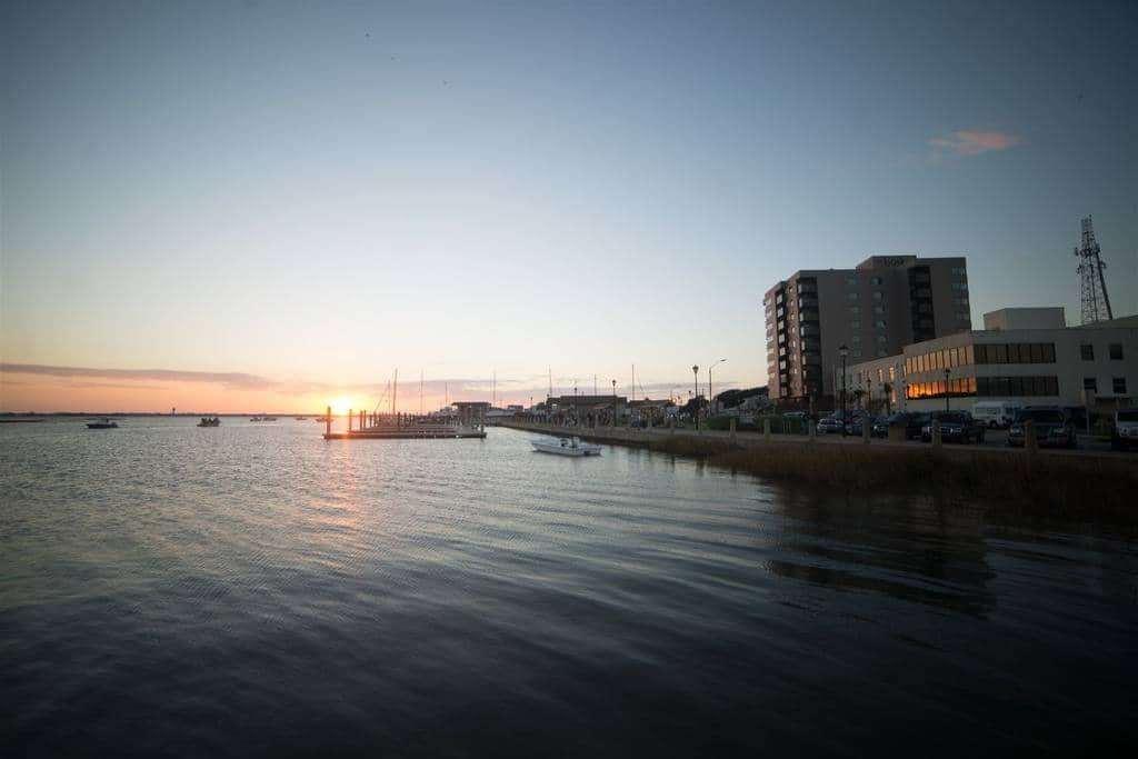 Bask Hotel At Big Rock Landing Morehead City Buitenkant foto
